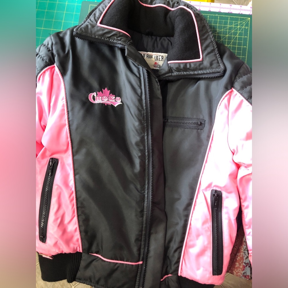 Black and Pink Ski Snow Jacket with Quilted Sleeves Vintage